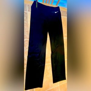 LADIES NIKE ATHLETIC PANTS STRAIGHT LEG - SIZE LARGE NWT